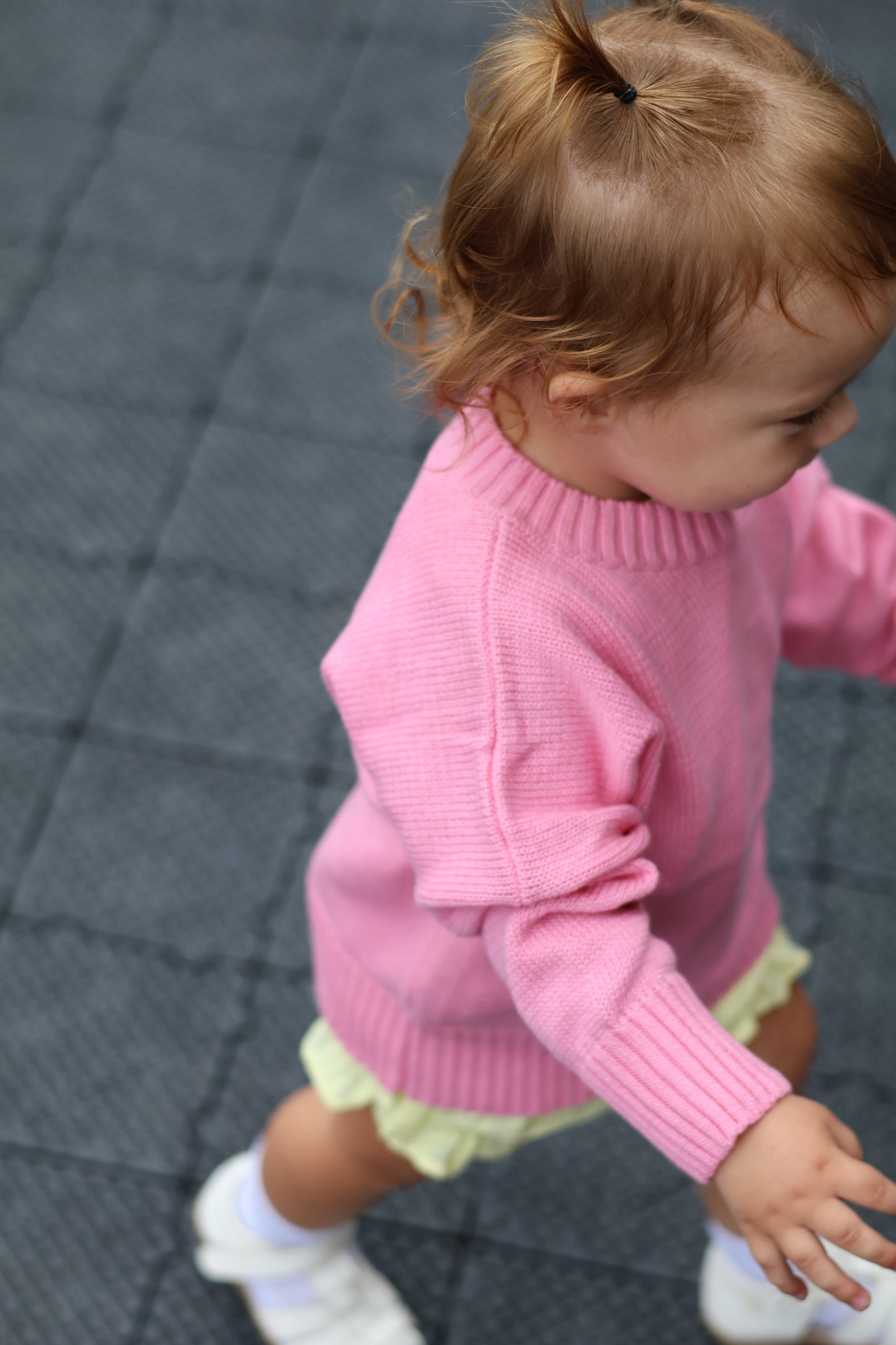 leon knit sweater - barbie