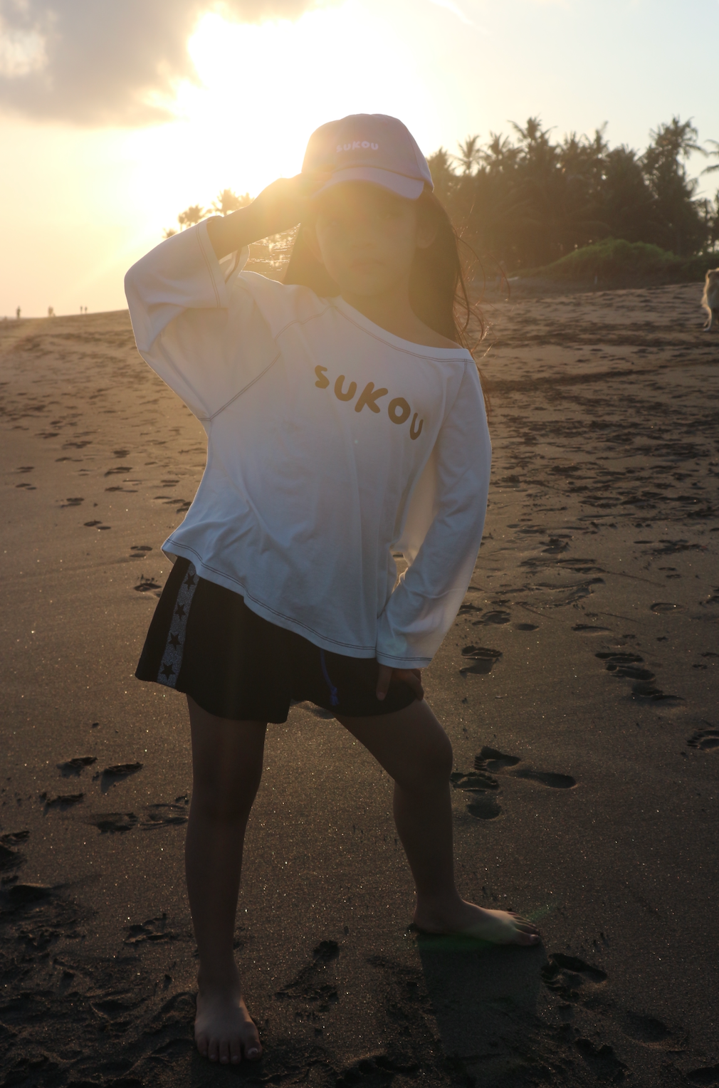 sukou signature long sleeved - white