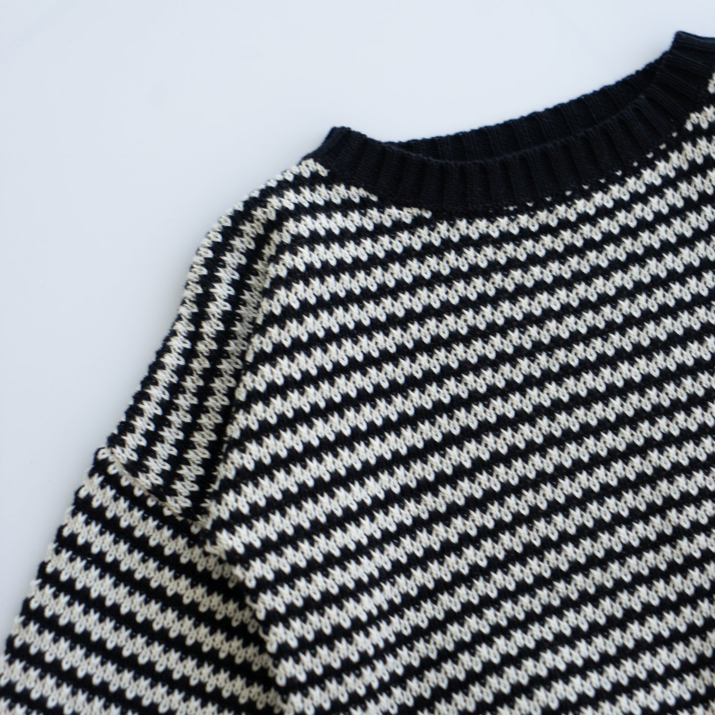 leon knit sweater - off white / black