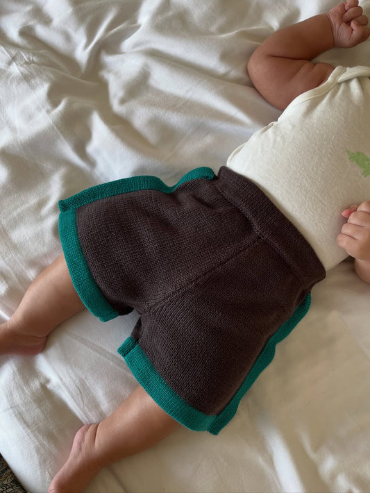 luca athletic bike shorts - chocolate / green